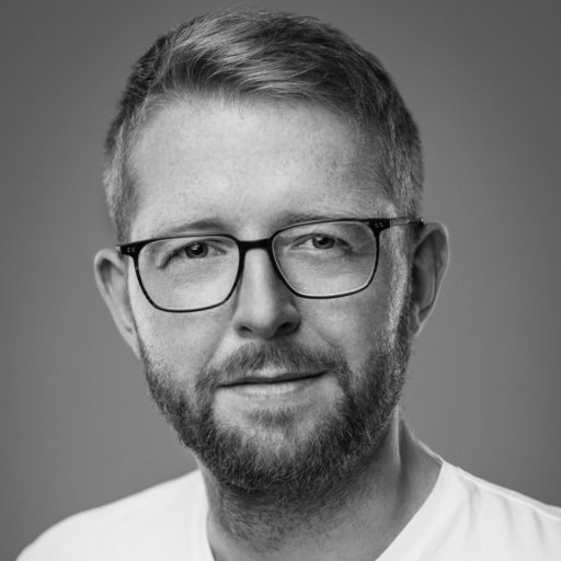 Daniel Ura - Naukowiec, tworzy newsletter o narzędziach AI.